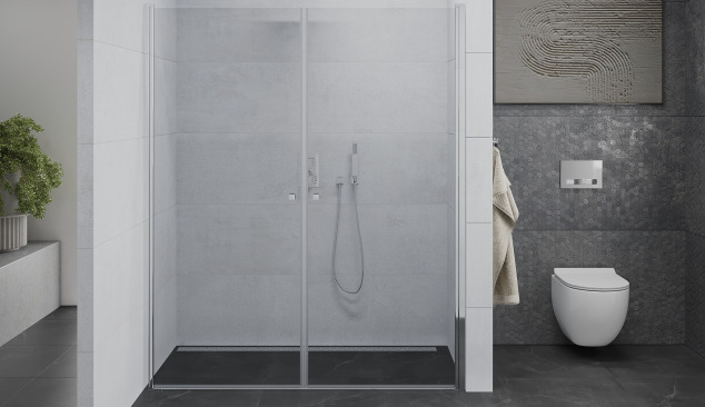 Portes de douche doubles dans une salle de bain minimaliste