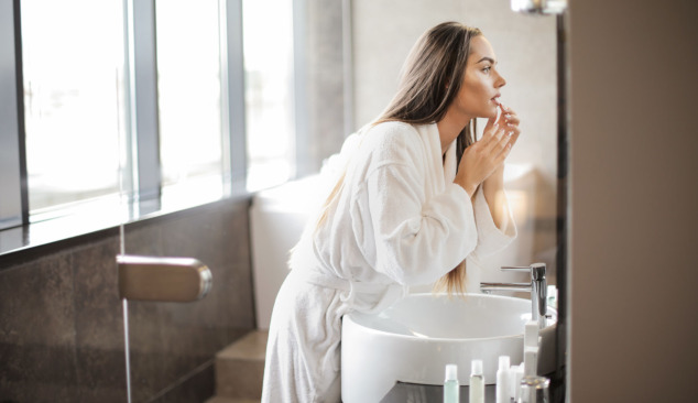 Salle de bains moderne du XXIe siècle, par où commencer pour la créer ?