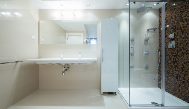 Comment peut-on installer un receveur de douche ?