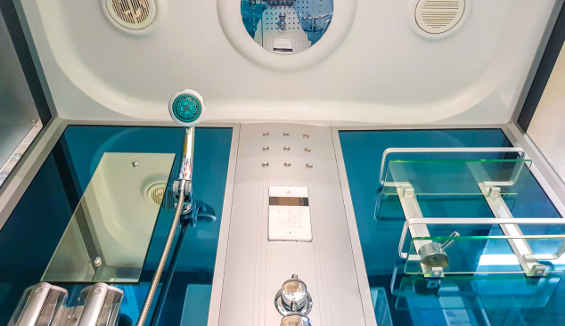 Comment nettoyer la cabine de douche?