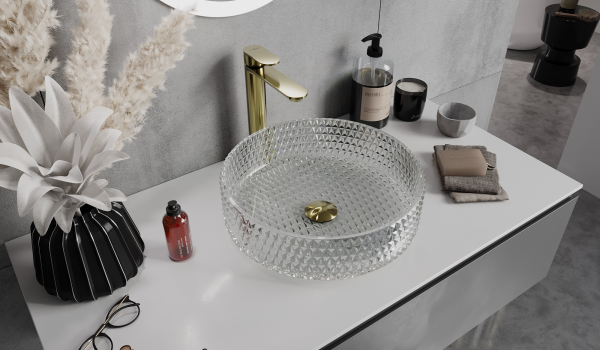 Salle de bain glamour élégante – verre et détails dorés