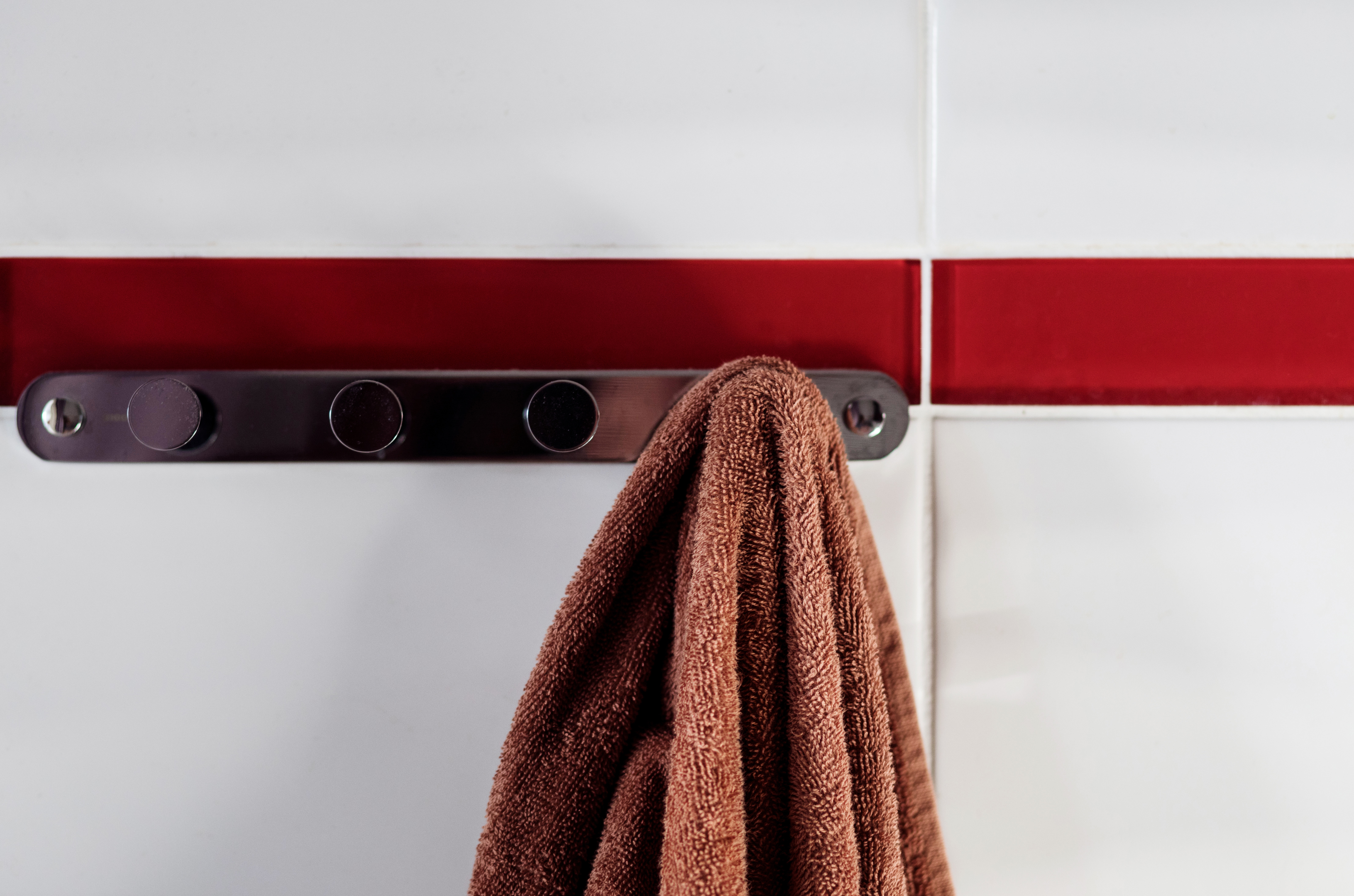 Quelle forme de crochet de salle de bain choisir ?