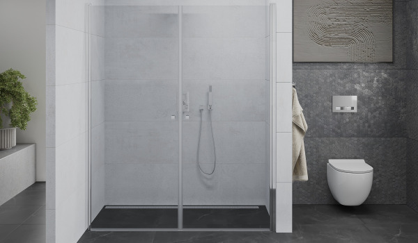 Portes de douche doubles dans une salle de bains minimaliste