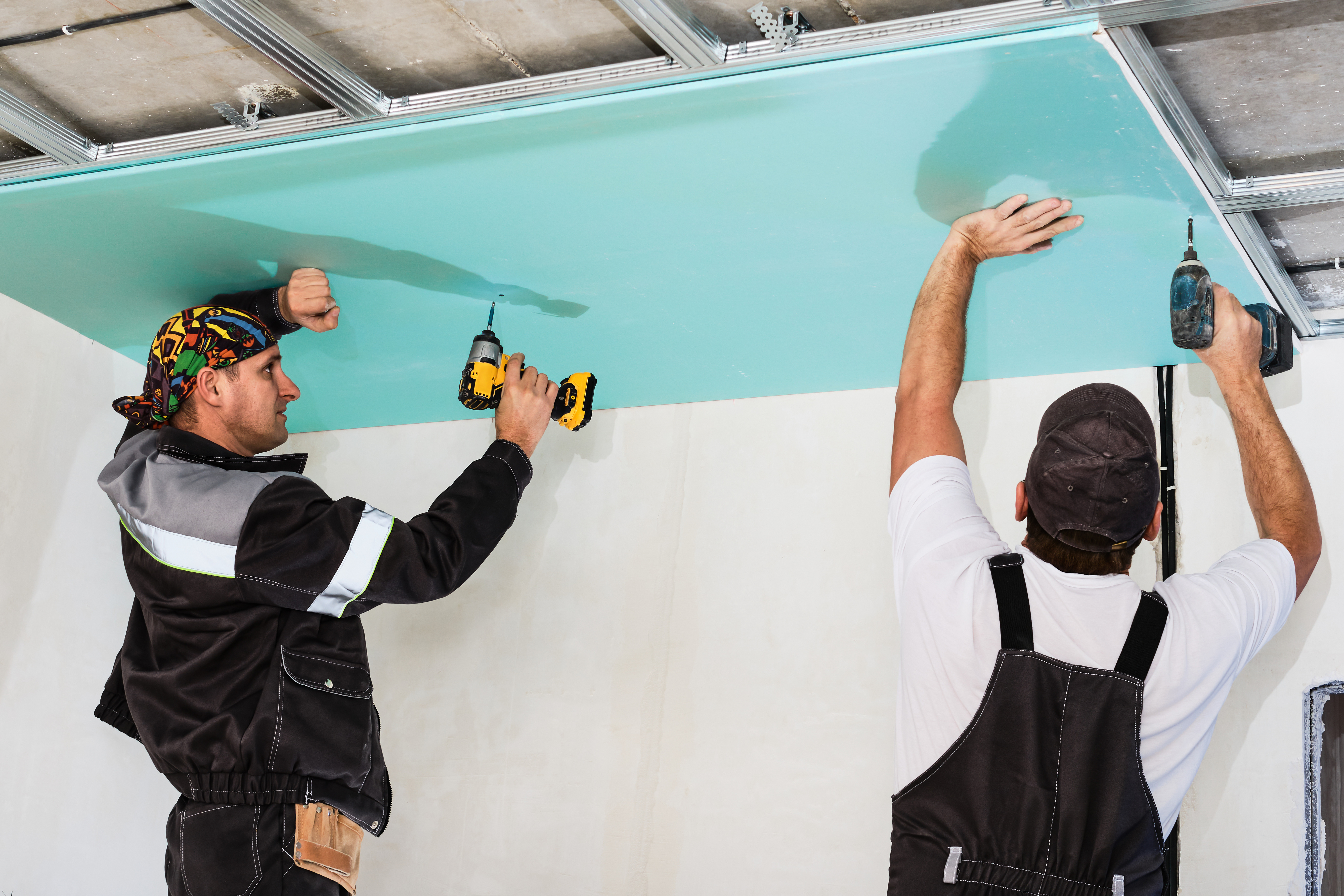 Plafond suspendu dans la cuisine : comment le réaliser étape par étape ?