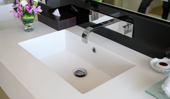 Bouchon de lavabo avec ou sans trop-plein ?