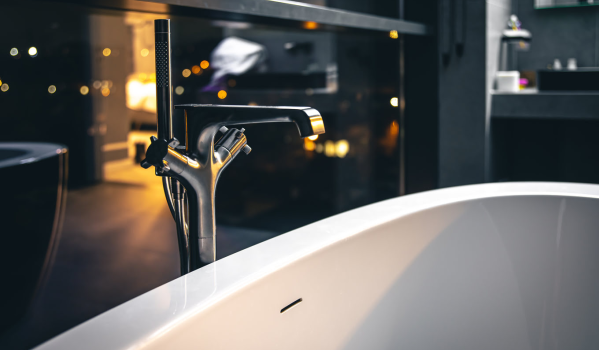 Comment réparer le sélecteur de batterie de baignoire ? Conseils d'expert