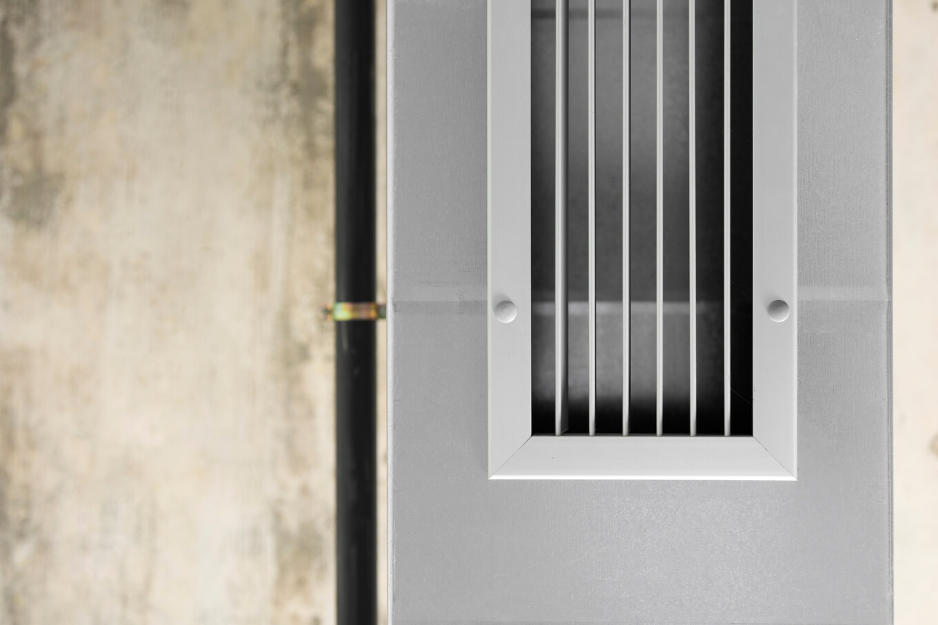 Comment connecter un ventilateur de salle de bain à l'éclairage ?