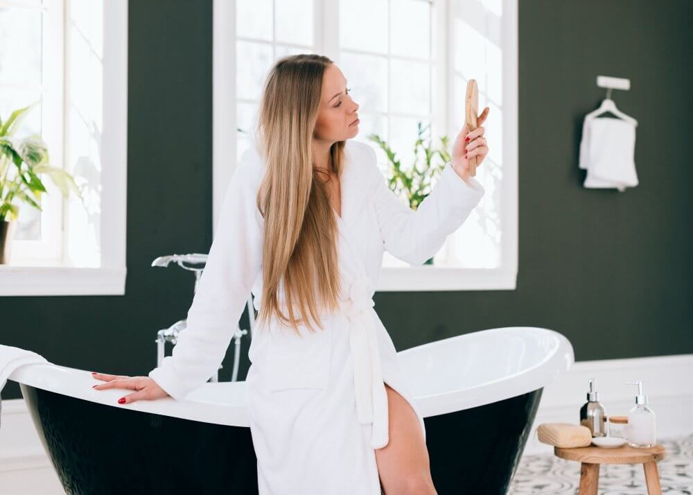 Salle de bain de rêve pour femme - 12 accessoires clés à connaître !