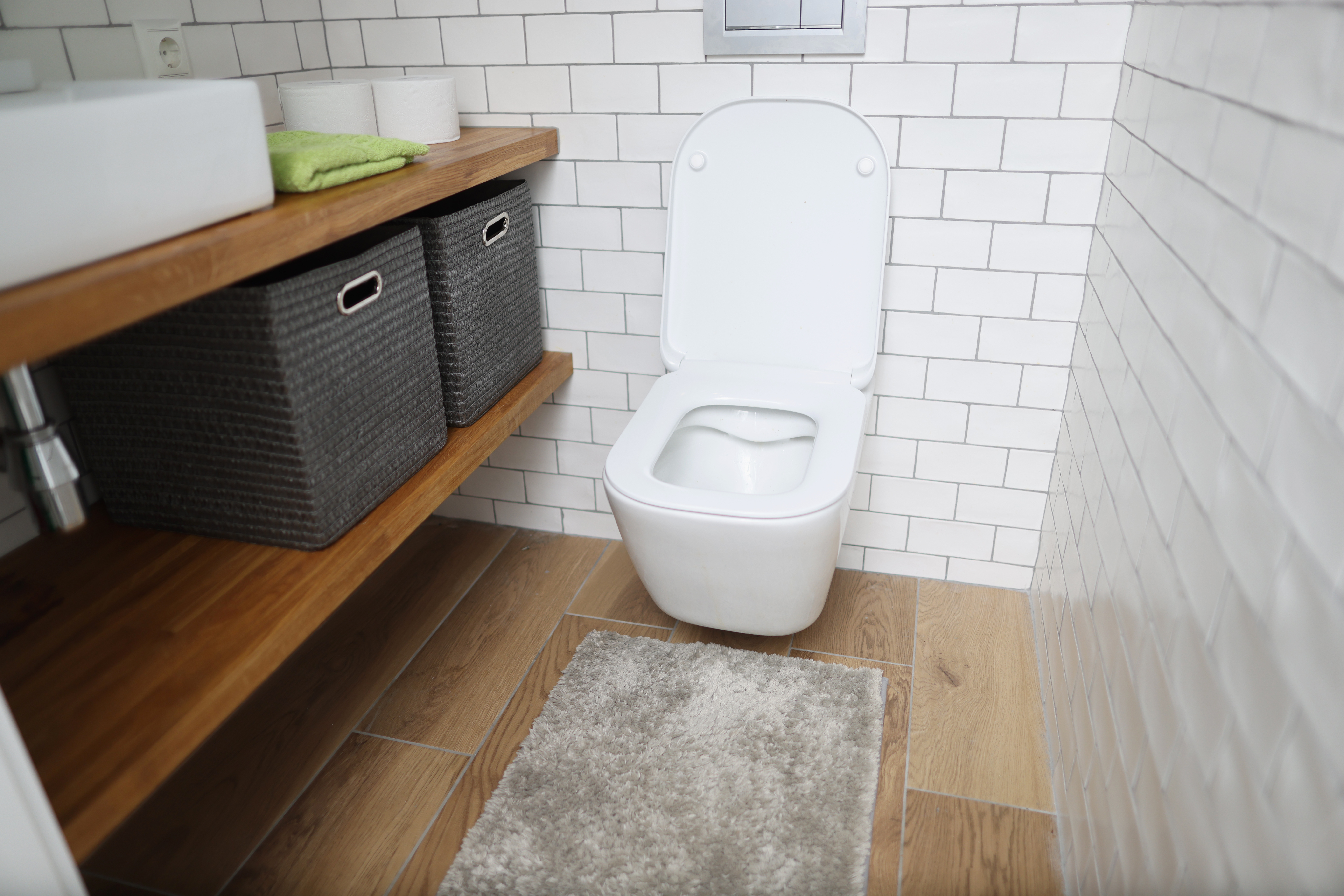 Hoe hoog moet de WC-pot worden opgehangen?