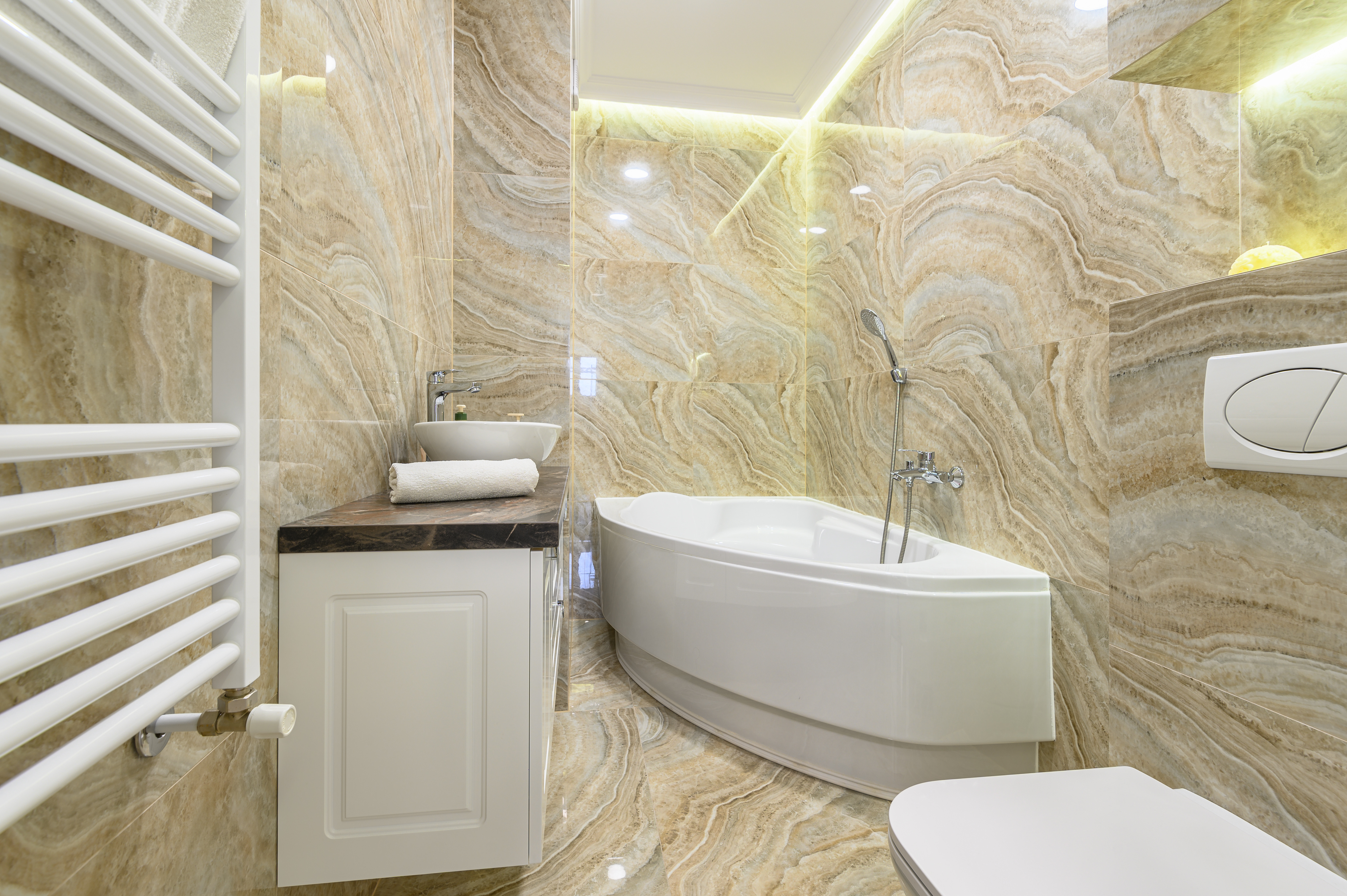 Quelle construction choisir pour une baignoire d'angle?